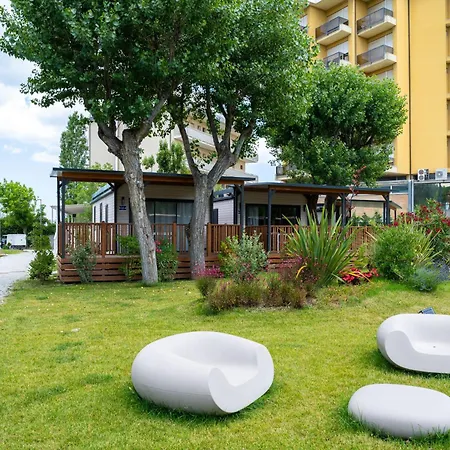 Club Del Sole Family