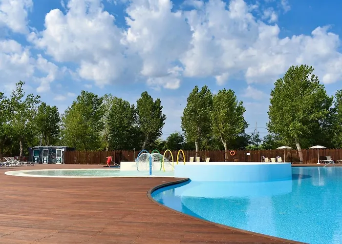 Prázdninový areál Club Del Sole Family 4*